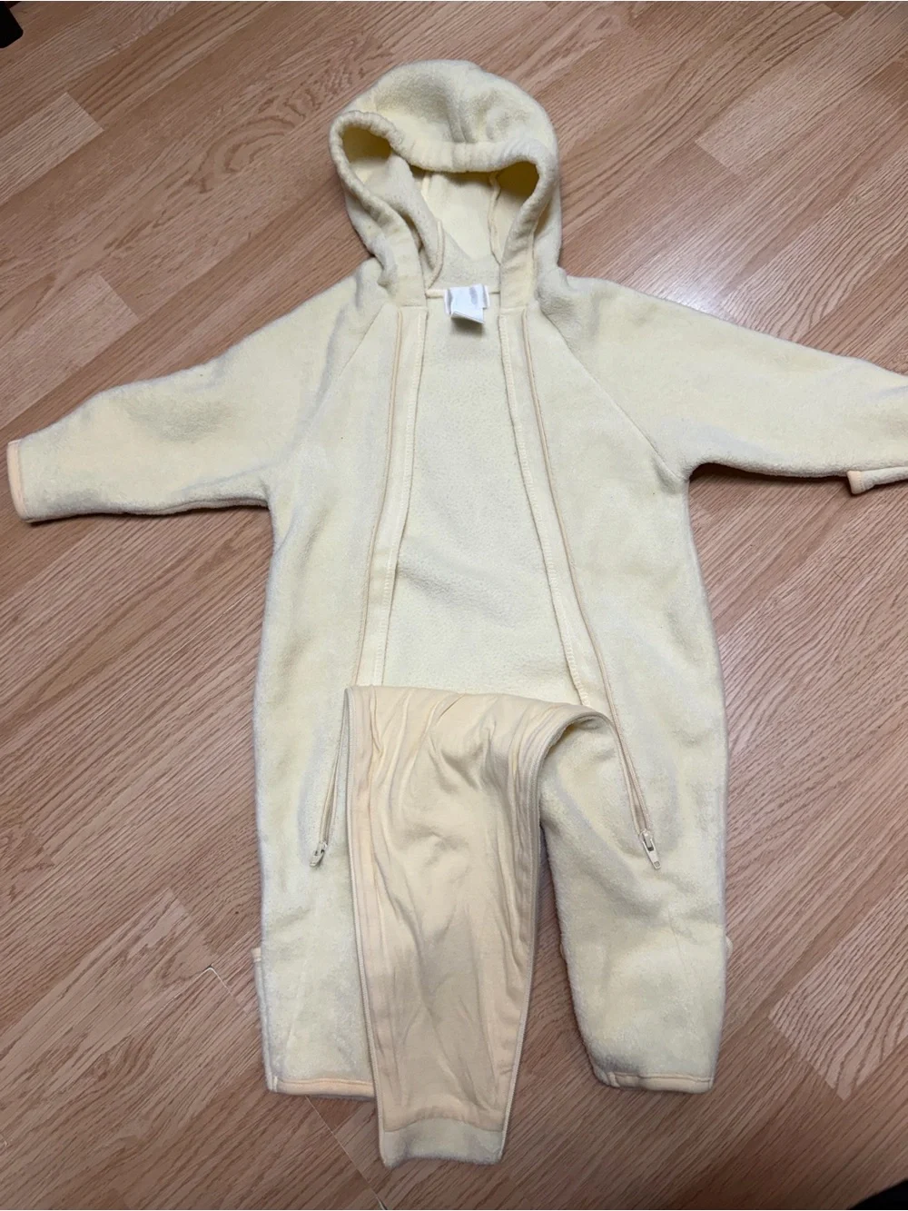 Vintage The Children’s Place Baby 6-9M Yellow Fleece Hooded Bunting One Piece